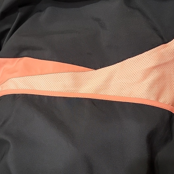 NWT plus size Nike dri-fit running shorts - Picture 5 of 6